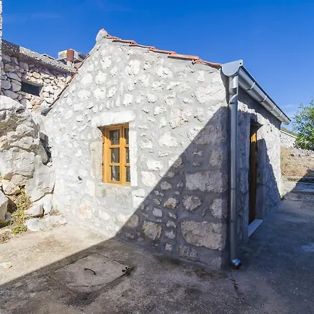 Holiday home Holiday Antonio Brijesta